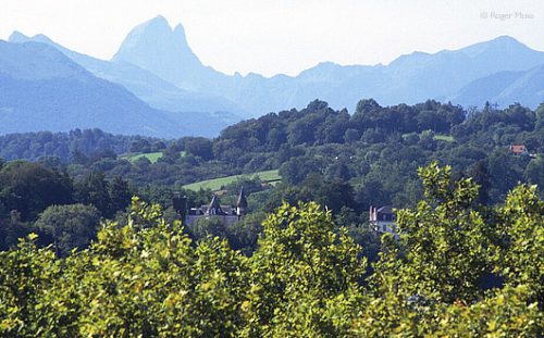 Pau, view towards Pyrenees