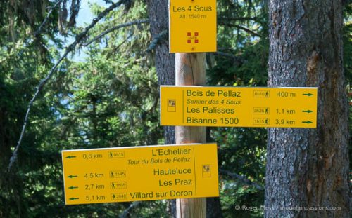 Mountain footpath signage, Les Saisies