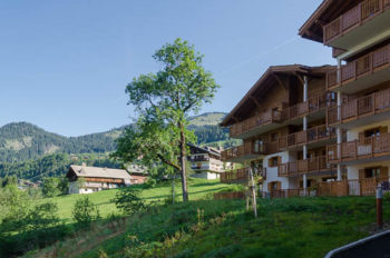 Les Chalets d'Angele in Châtel overlook fields and mountains in it's quiet location a short walk from the village.