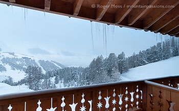 Hotel Vancouver balcony with view of ski area, La Plagne 