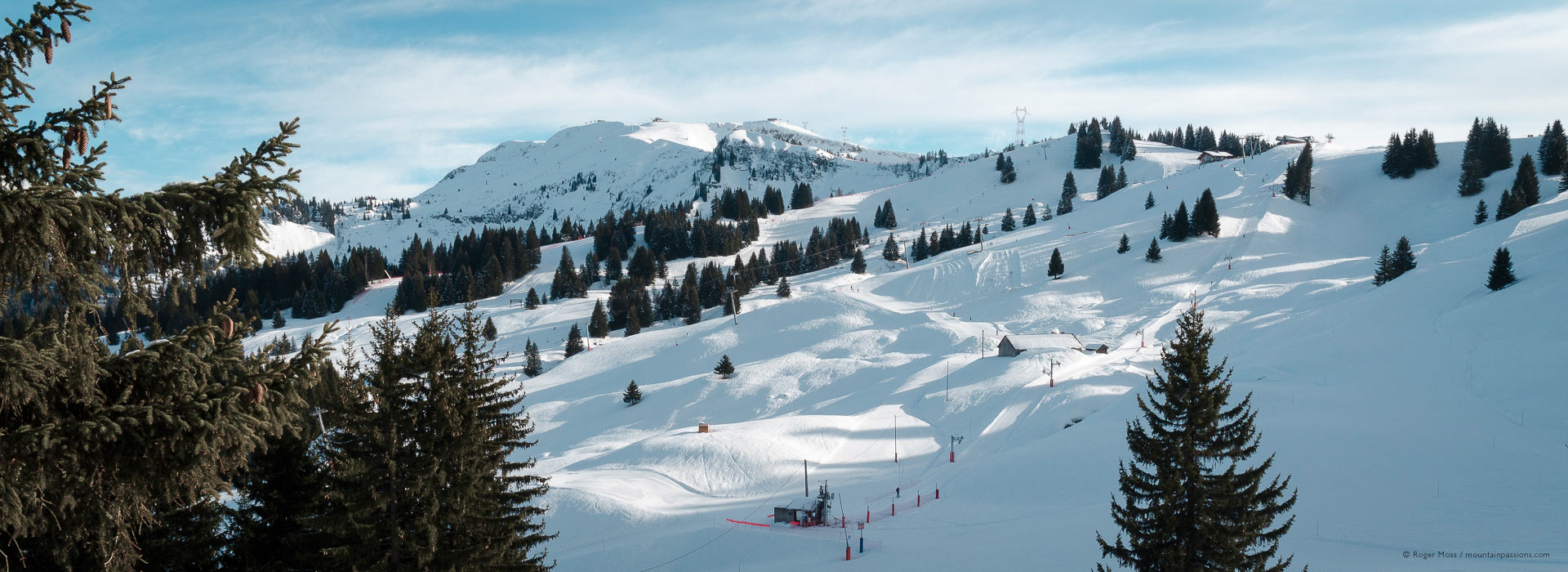 Wide view of Samoens ski area, Grand Massif, French Alps