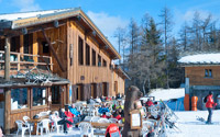 The Grizzli Bar and restaurant with sunny terrace, La Norma