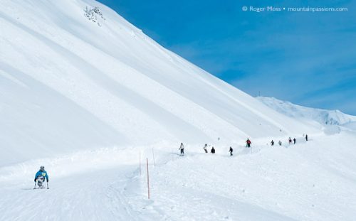 Handiskier on descent towards Champagny