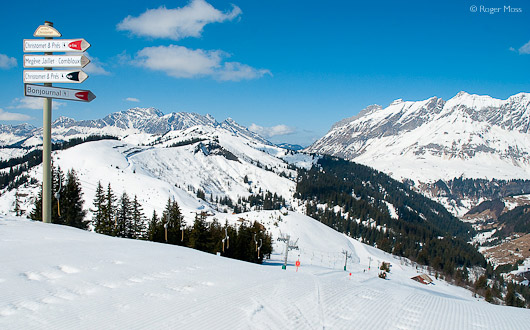 The Red-graded Nouvée piste above the Le Giettaz sector, Combloux