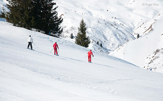 Skiers at Les Contamines