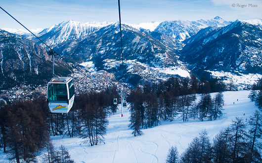 Briancon can be seen far below the prorel gondola