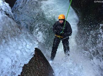 winter canyoning